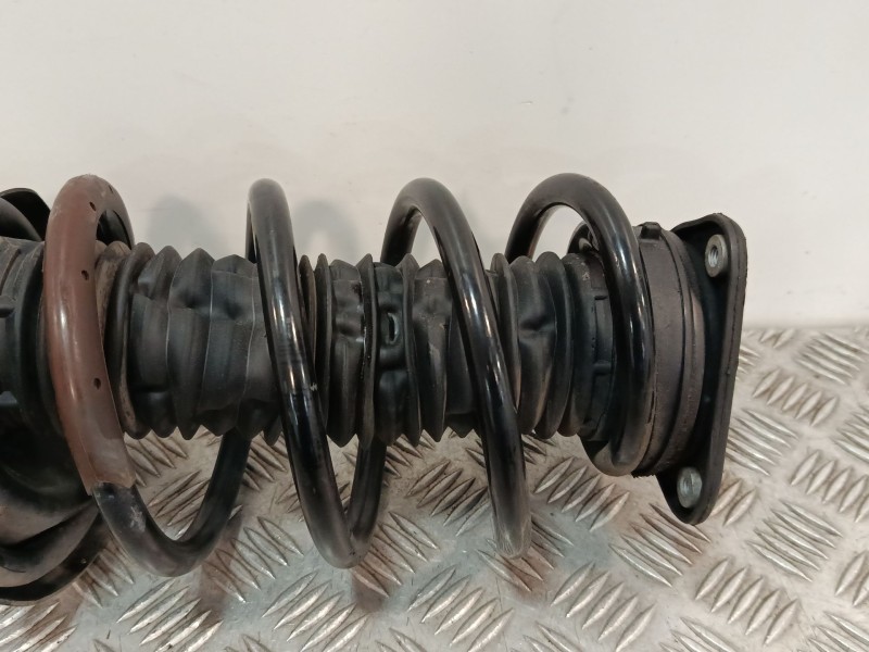 Recambio de amortiguador delantero derecho para mazda 3 lim. (bl) referencia OEM IAM 8N6118045CD  