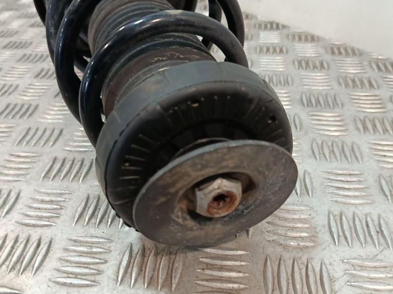 Recambio de amortiguador delantero derecho para opel astra j lim. 1.6 16v cat referencia OEM IAM   