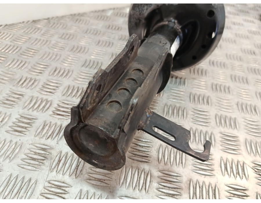 Recambio de amortiguador delantero derecho para opel astra j lim. 1.6 16v cat referencia OEM IAM   