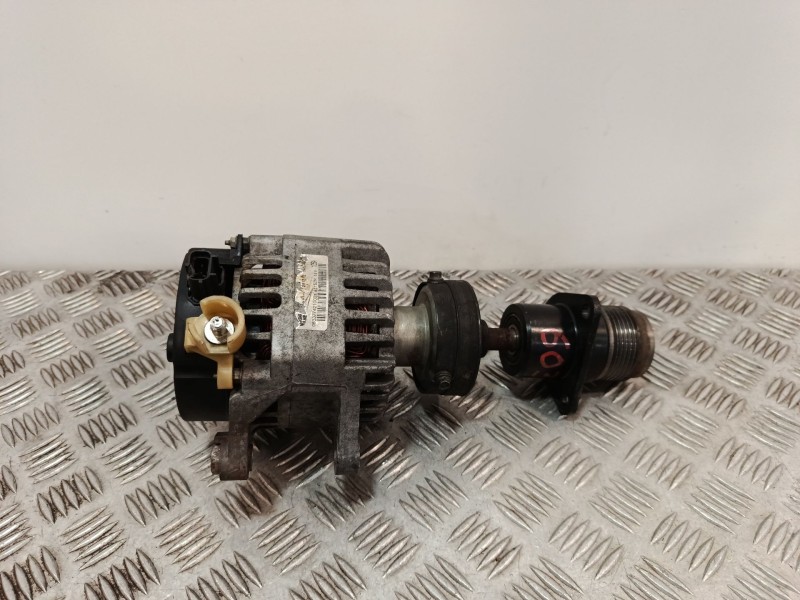 Recambio de alternador para ford focus ii (da_, hcp, dp) 1.8 tdci referencia OEM IAM 063377421000  