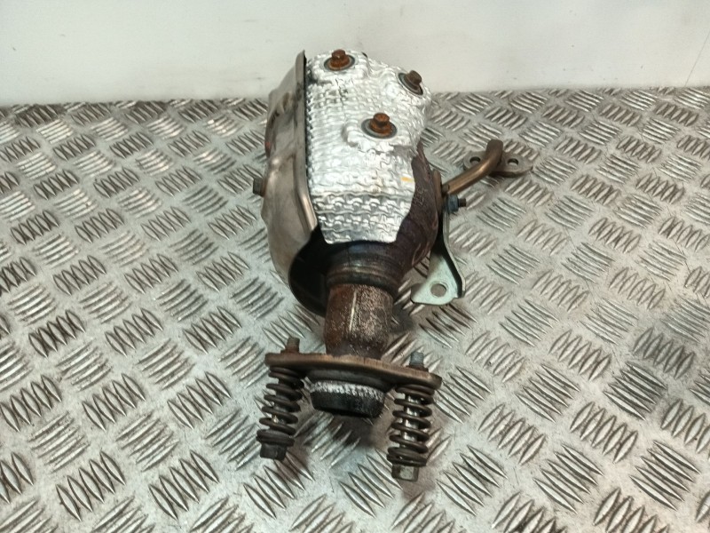 Recambio de catalizador / filtro particulas para toyota yaris (_p13_) 1.0 (ksp130) referencia OEM IAM   