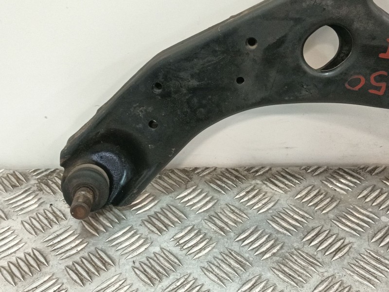 Recambio de brazo suspension inferior delantero izquierdo para mazda 3 lim. (bl) referencia OEM IAM 8V613A  