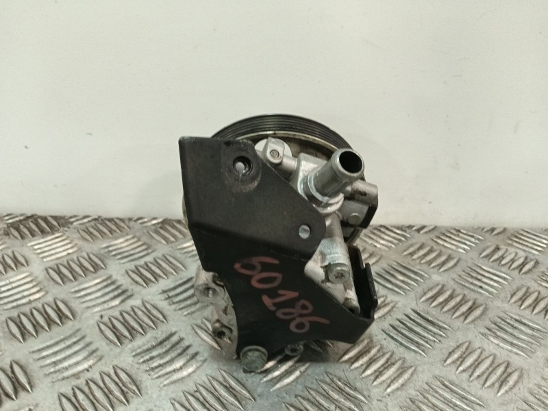 Recambio de bomba direccion para peugeot partner monospace (5_, g_) 1.6 hdi 90 referencia OEM IAM 9637000880  