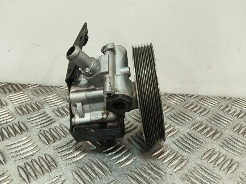 Recambio de bomba direccion para peugeot partner monospace (5_, g_) 1.6 hdi 90 referencia OEM IAM 9637000880  