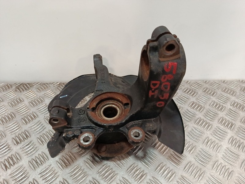 Recambio de mangueta delantera izquierda para mazda 3 lim. (bl) referencia OEM IAM BBM21  