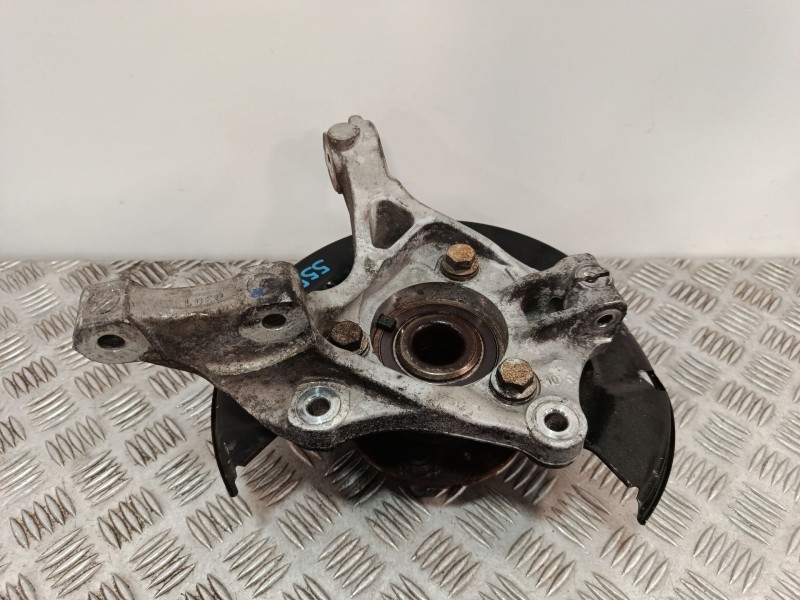 Recambio de mangueta delantera derecha para opel astra j lim. 1.6 16v cat referencia OEM IAM   