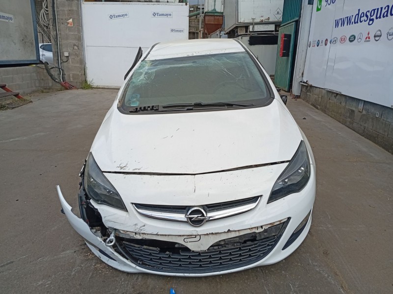 opel astra j (p10) del año 2015