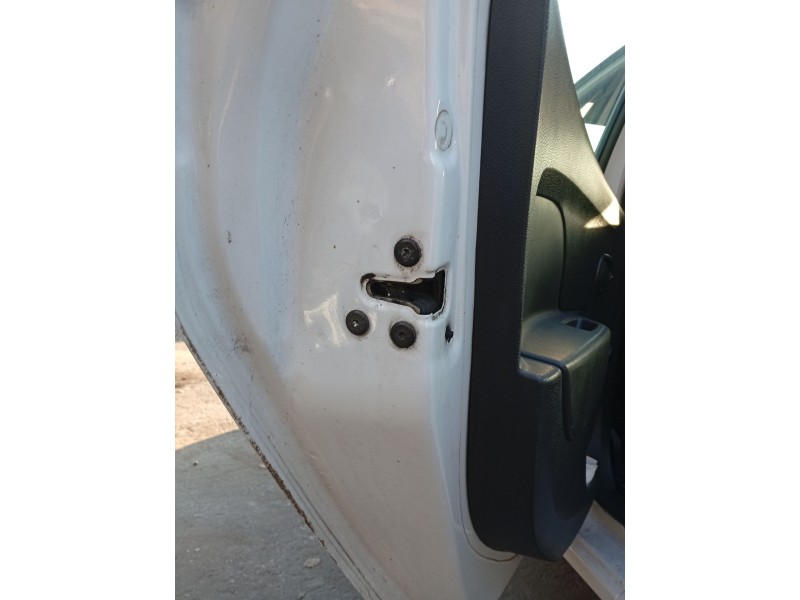 Recambio de cerradura puerta trasera izquierda para dacia logan ii tce 90 referencia OEM IAM 825034213R  