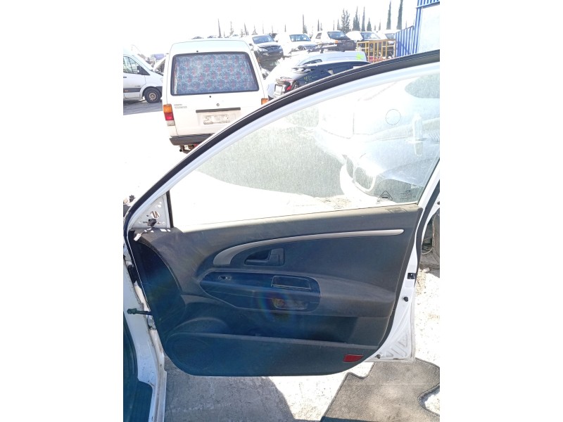 Recambio de elevalunas delantero derecho para kia cee´d 1.6 crdi cat referencia OEM IAM 824811H000  