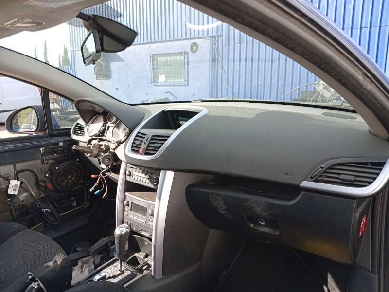 Recambio de salpicadero para peugeot 207 cc (wd_) 1.6 16v referencia OEM IAM 8211XS  