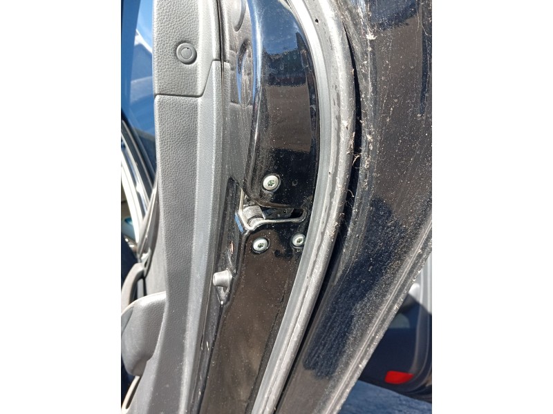 Recambio de cerradura puerta trasera derecha para hyundai i40 referencia OEM IAM 814203Z000  