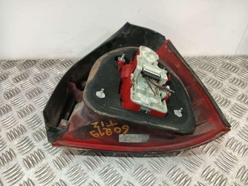 Recambio de piloto trasero izquierdo para audi a3 (8l1) 1.9 tdi referencia OEM IAM   