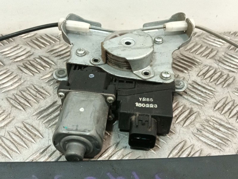 Recambio de elevalunas delantero izquierdo para ssangyong rexton w / rexton 2.0 xdi referencia OEM IAM   