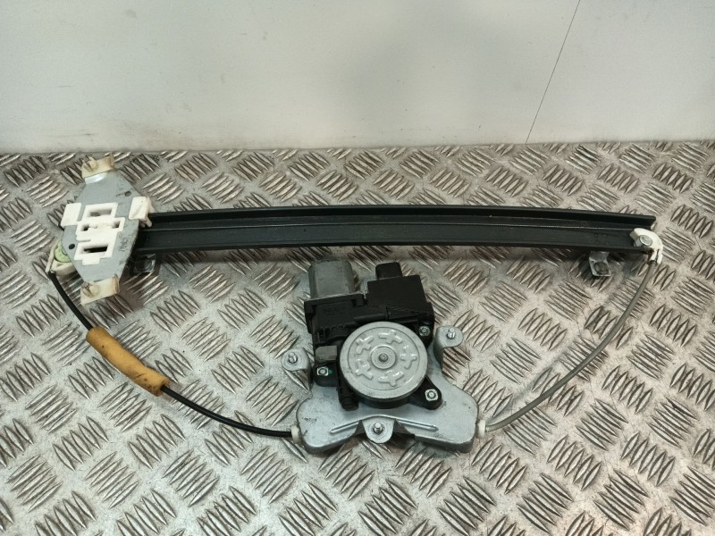 Recambio de elevalunas delantero izquierdo para ssangyong rexton w / rexton 2.0 xdi referencia OEM IAM   