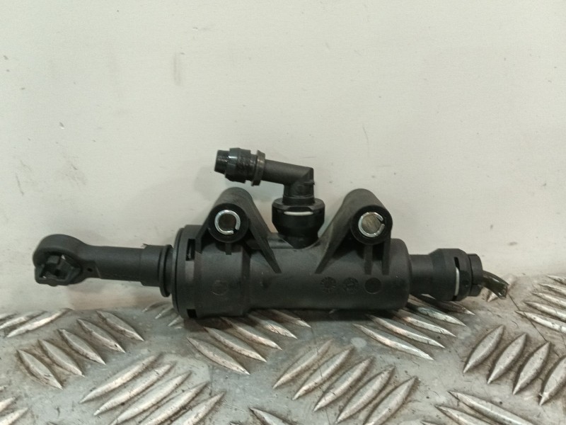 Recambio de bomba embrague para peugeot 807 (eb_) 2.2 hdi referencia OEM IAM   