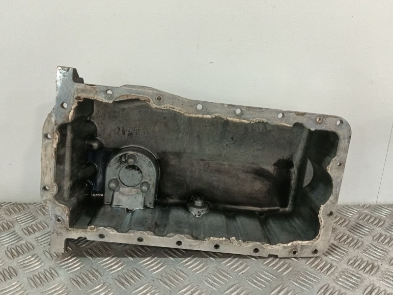 Recambio de carter para volkswagen golf iv (1j1) 1.9 tdi referencia OEM IAM 038103601NA  