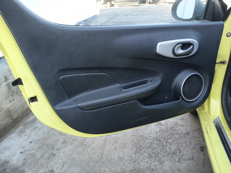 renault wind (e4m_) del año 2011