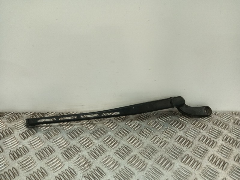 Recambio de brazo limpia delantero izquierdo para audi a6 c5 (4b2, 4b4) 2.5 tdi referencia OEM IAM 4B1955407D  