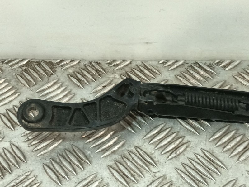 Recambio de brazo limpia delantero izquierdo para audi a6 c5 (4b2, 4b4) 2.5 tdi referencia OEM IAM 4B1955407D  
