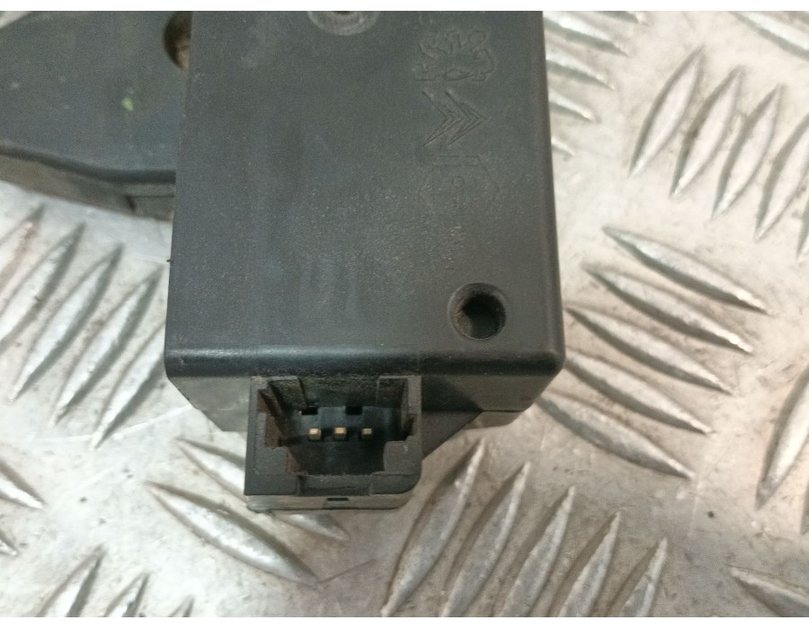 Recambio de cerradura maletero / porton para citroën xsara picasso (n68) 1.6 hdi referencia OEM IAM 9652301980  