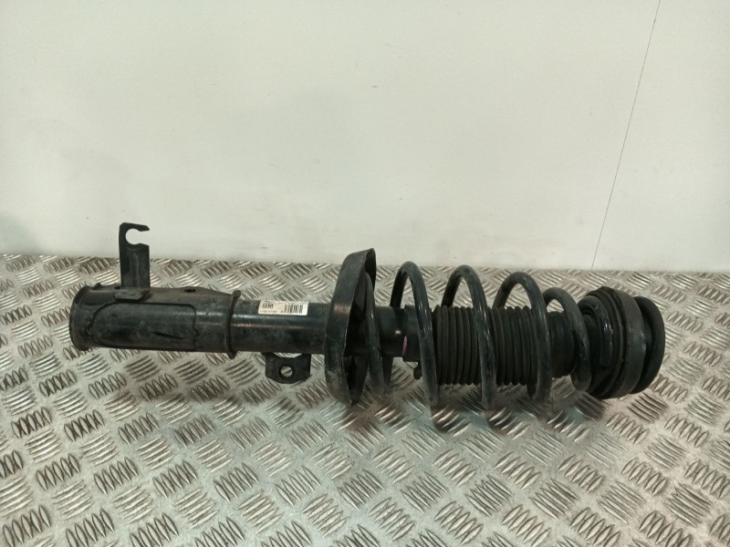 Recambio de amortiguador delantero derecho para opel insignia berlina 2.0 cdti cat referencia OEM IAM E4612001  
