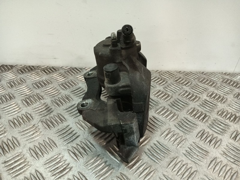 Recambio de pinza freno delantera derecha para mazda 3 lim. (bl) referencia OEM IAM   