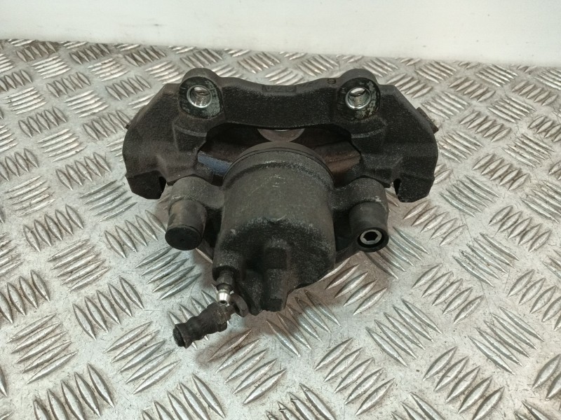 Recambio de pinza freno delantera derecha para mazda 3 lim. (bl) referencia OEM IAM   