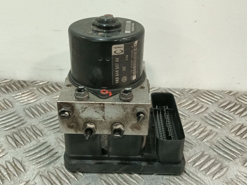 Recambio de abs para volkswagen golf v (1k1) 1.9 tdi referencia OEM IAM 1K0614517AE 1K0907379AC 10020602404