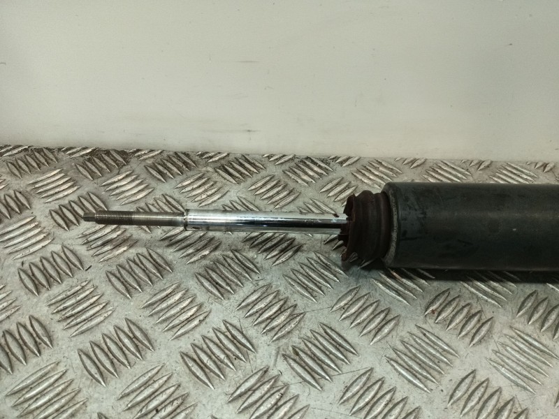 Recambio de amortiguador trasero para bmw 1 (e81) 118 d referencia OEM IAM 33526782860  