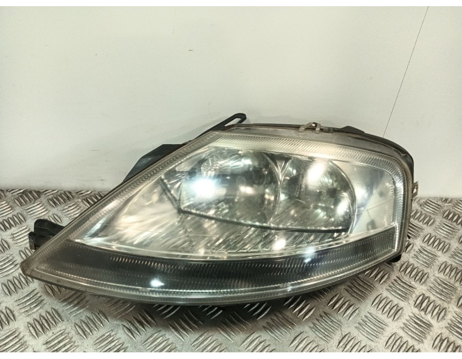 Recambio de faro izquierdo para citroën c3 i (fc_, fn_) 1.4 i referencia OEM IAM 9647214280 41210748S 