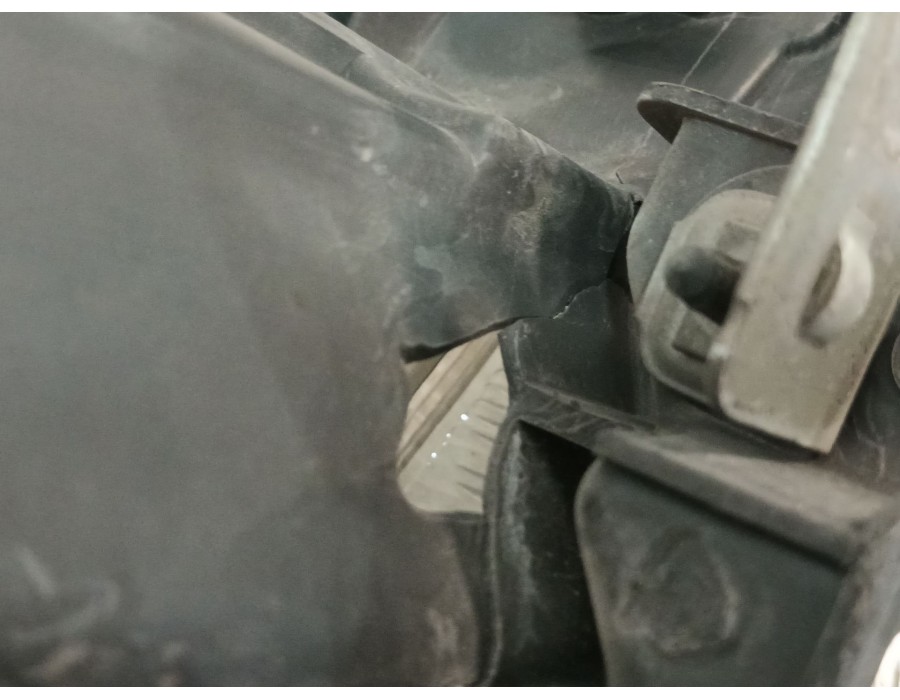 Recambio de faro izquierdo para citroën c3 i (fc_, fn_) 1.4 i referencia OEM IAM 9647214280 41210748S 