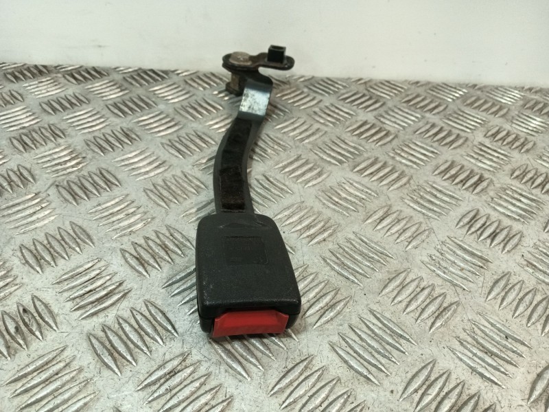 Recambio de anclaje cinturón delantero izquierdo para volkswagen golf iv (1j1) 1.9 tdi referencia OEM IAM 1J4858471  