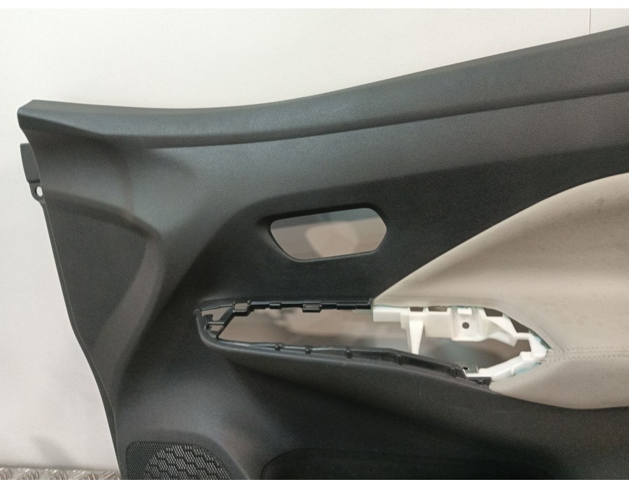 Recambio de guarnecido puerta delantera derecha para nissan micra v (k14) 1.0 12v cat referencia OEM IAM 809225FA0A  