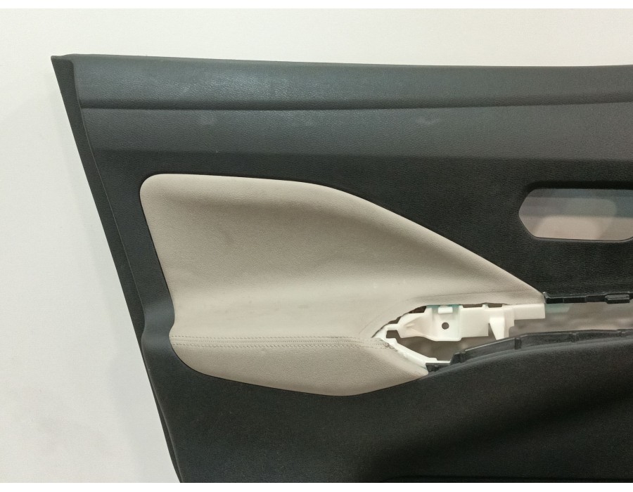 Recambio de guarnecido puerta delantera izquierda para nissan micra v (k14) 1.0 12v cat referencia OEM IAM 809235FA0A  
