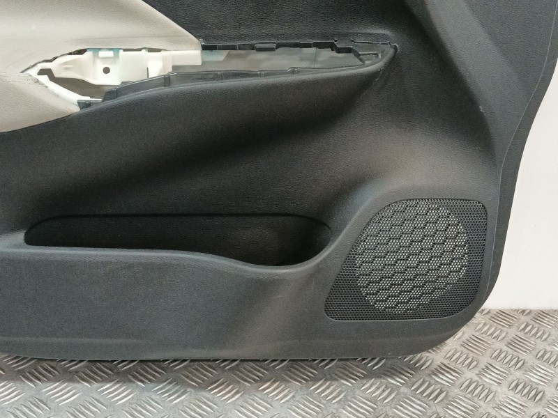 Recambio de guarnecido puerta delantera izquierda para nissan micra v (k14) 1.0 12v cat referencia OEM IAM 809235FA0A  