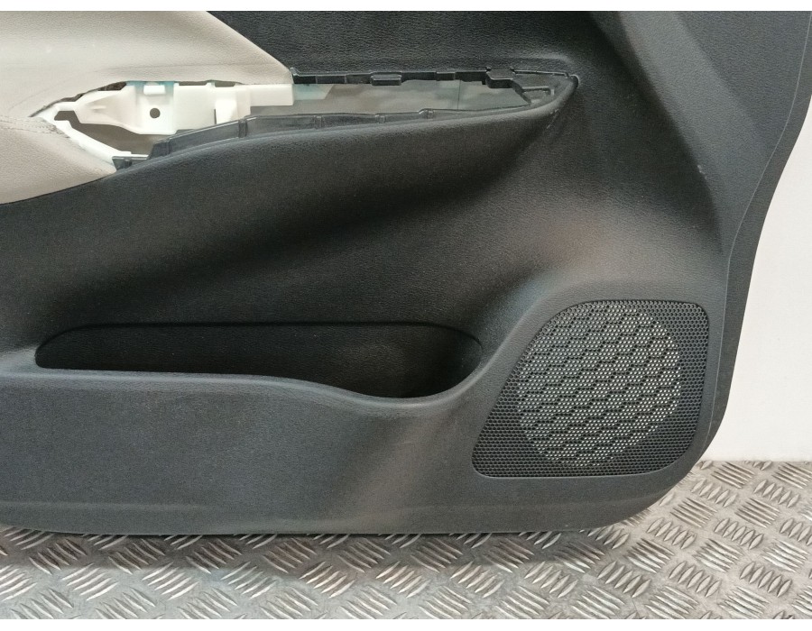 Recambio de guarnecido puerta delantera izquierda para nissan micra v (k14) 1.0 12v cat referencia OEM IAM 809235FA0A  