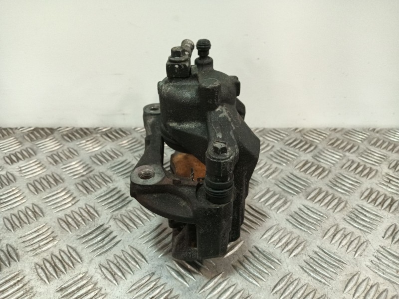 Recambio de pinza freno delantera derecha para opel astra j lim. 1.6 16v cat referencia OEM IAM   