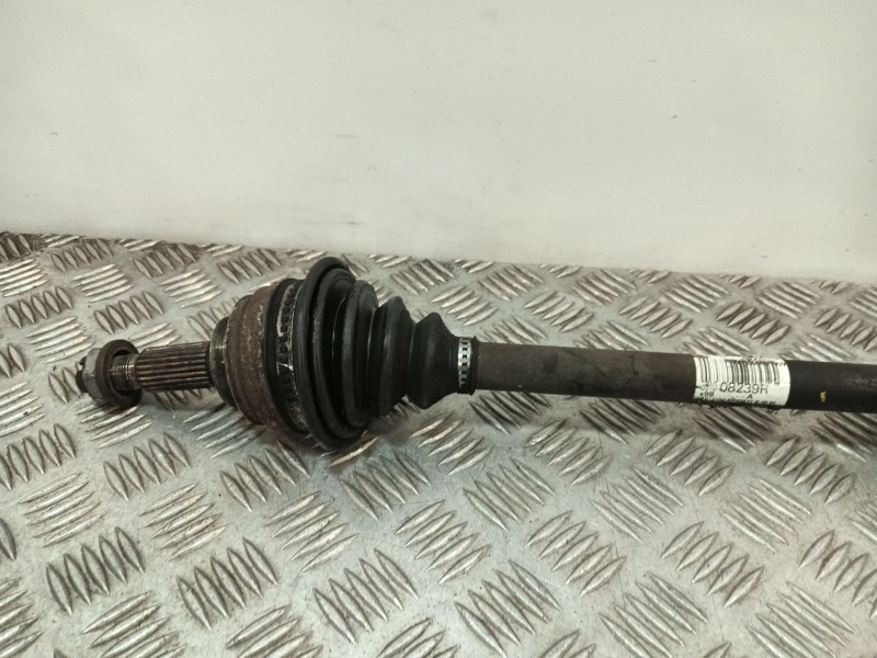 Recambio de transmision delantera derecha para renault clio iv (bh_) 1.5 dci 75 referencia OEM IAM 391008239R  