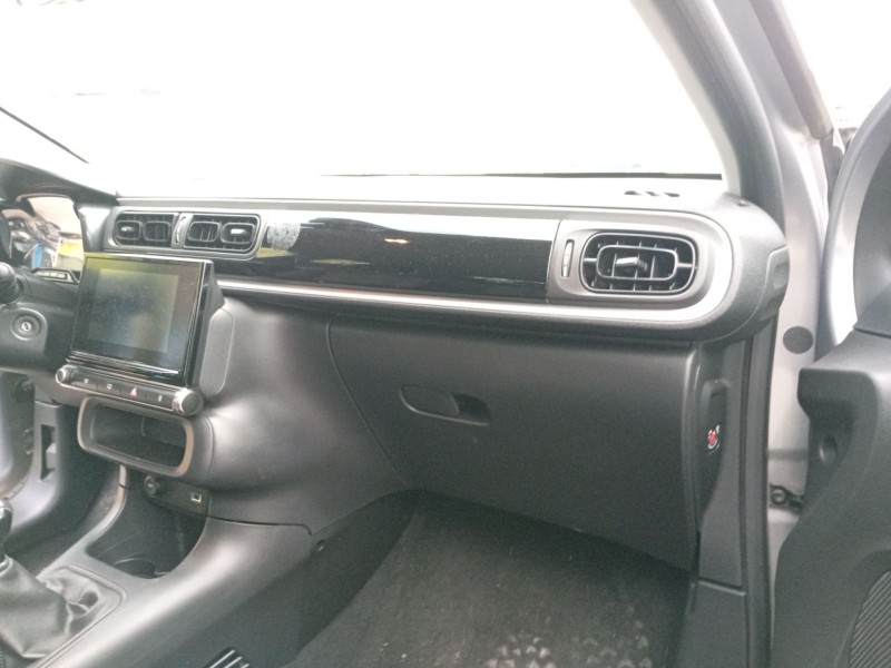 Recambio de guantera para citroën c3 iii (sx) 1.2 puretech 82 referencia OEM IAM 98124977ZD  