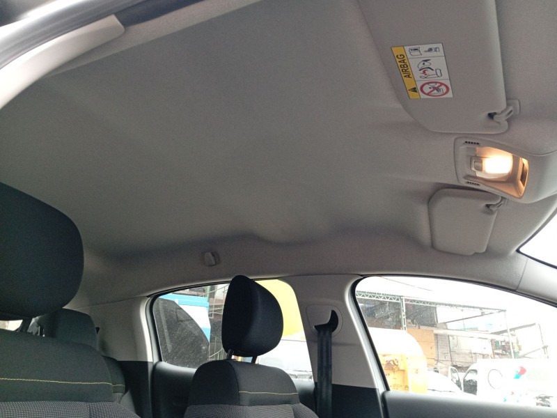 Recambio de techo interior para citroën c3 iii (sx) 1.2 puretech 82 referencia OEM IAM 98118572BJ  