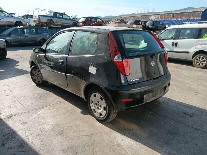 fiat punto (188_) del año 2006