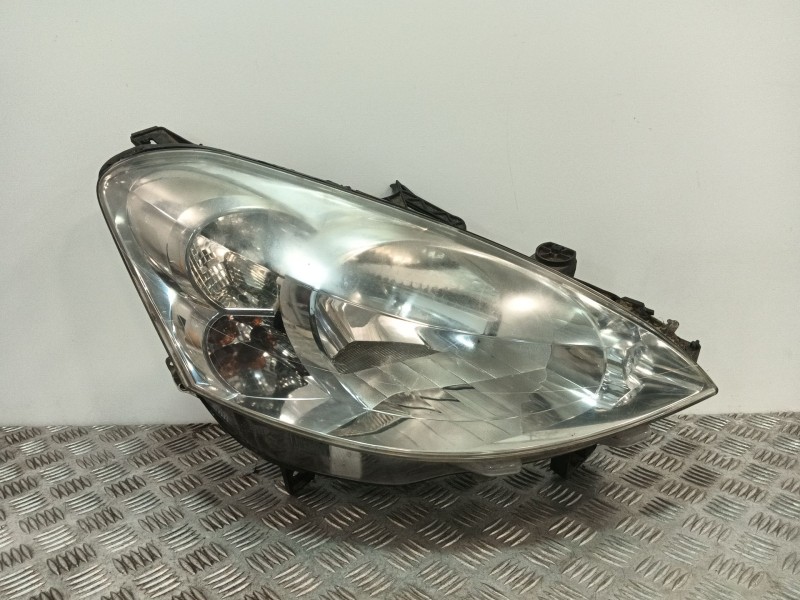 Recambio de faro derecho para peugeot partner monospace (5_, g_) 1.6 hdi 90 referencia OEM IAM 9682829280  