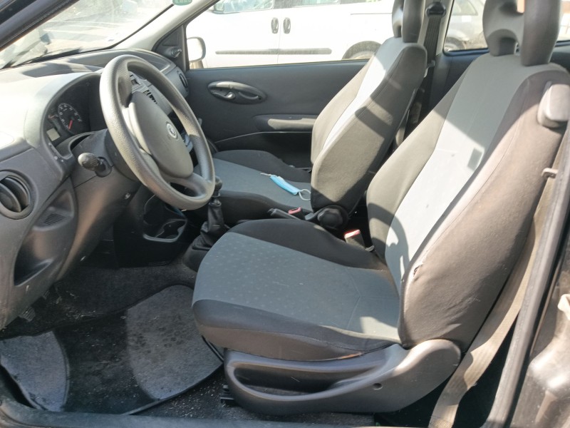 fiat punto (188_) del año 2006
