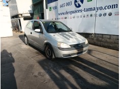 opel corsa c (x01) del año 2002