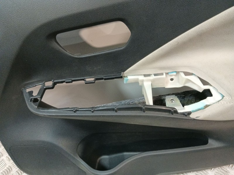 Recambio de guarnecido puerta delantera derecha para nissan micra v (k14) 1.0 12v cat referencia OEM IAM 809235FA0A  