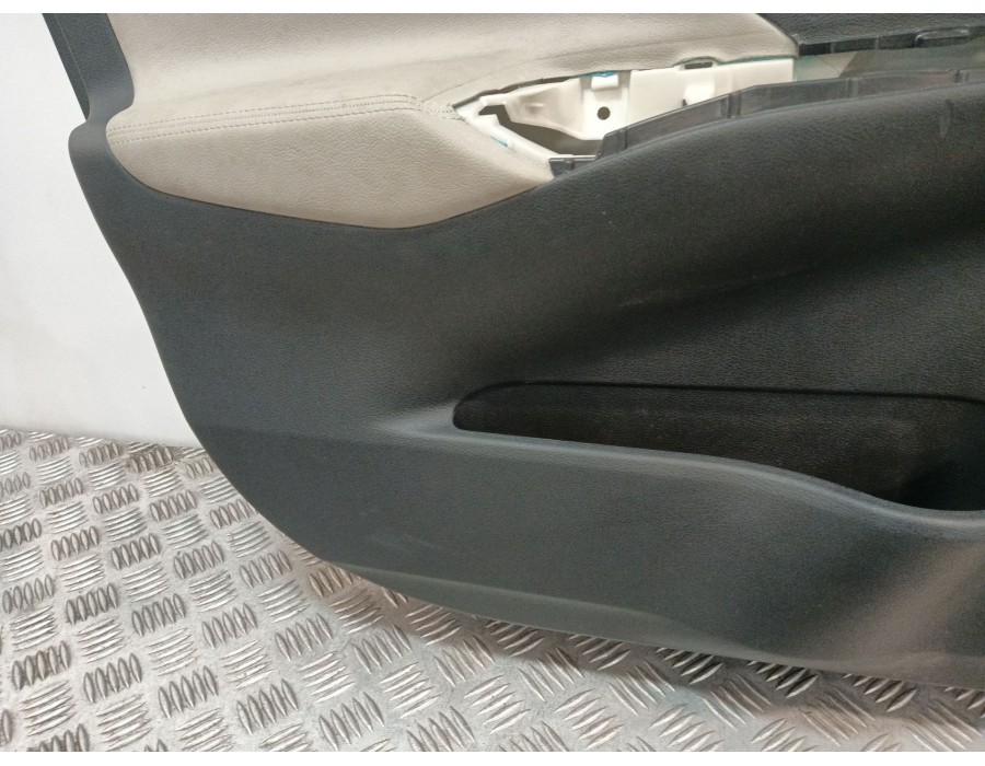 Recambio de guarnecido puerta delantera izquierda para nissan micra v (k14) 1.0 12v cat referencia OEM IAM 809235FA0A  