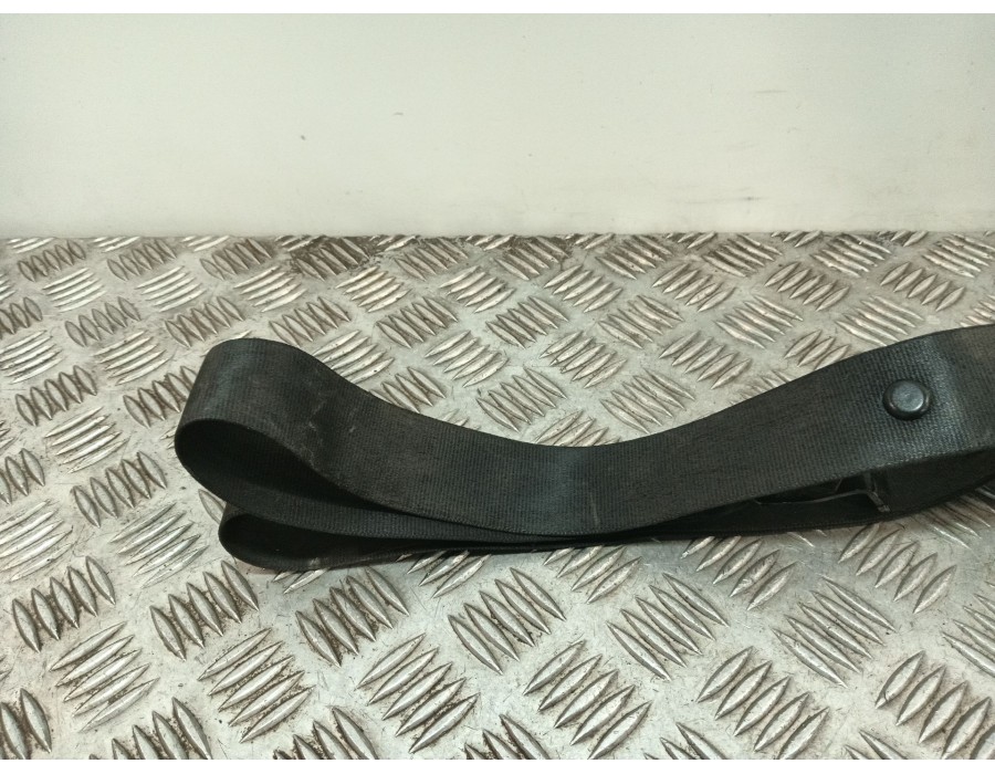 Recambio de cinturon seguridad delantero derecho para volkswagen golf iv (1j1) 1.9 tdi referencia OEM IAM 1J4857706J 1H0857737DE