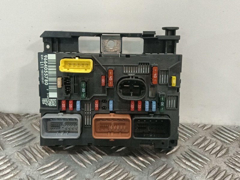 Recambio de caja reles / fusibles para peugeot 207/207+ (wa_, wc_) 1.6 16v vti referencia OEM IAM 9664055780  