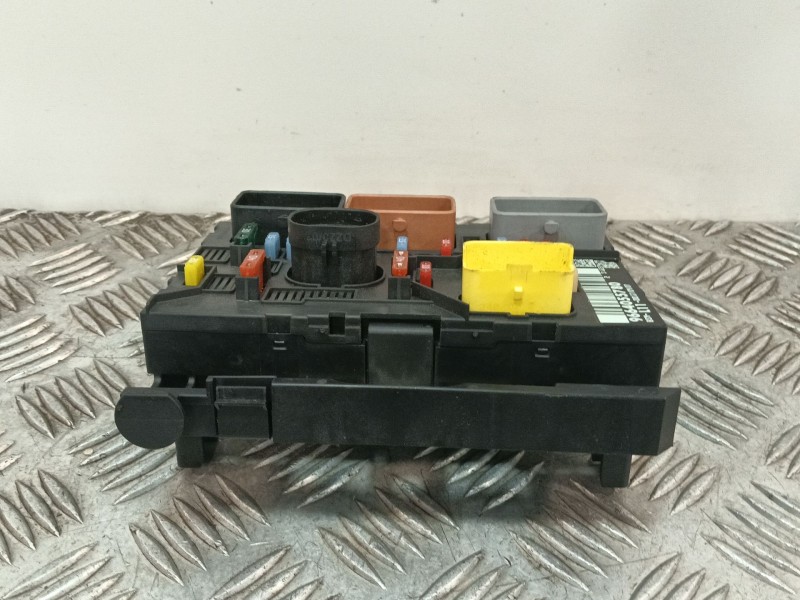 Recambio de caja reles / fusibles para peugeot 207/207+ (wa_, wc_) 1.6 16v vti referencia OEM IAM 9664055780  