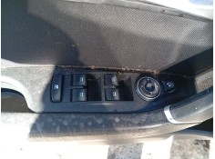 Recambio de mando elevalunas delantero izquierdo para hyundai i40 referencia OEM IAM 935713Z000  